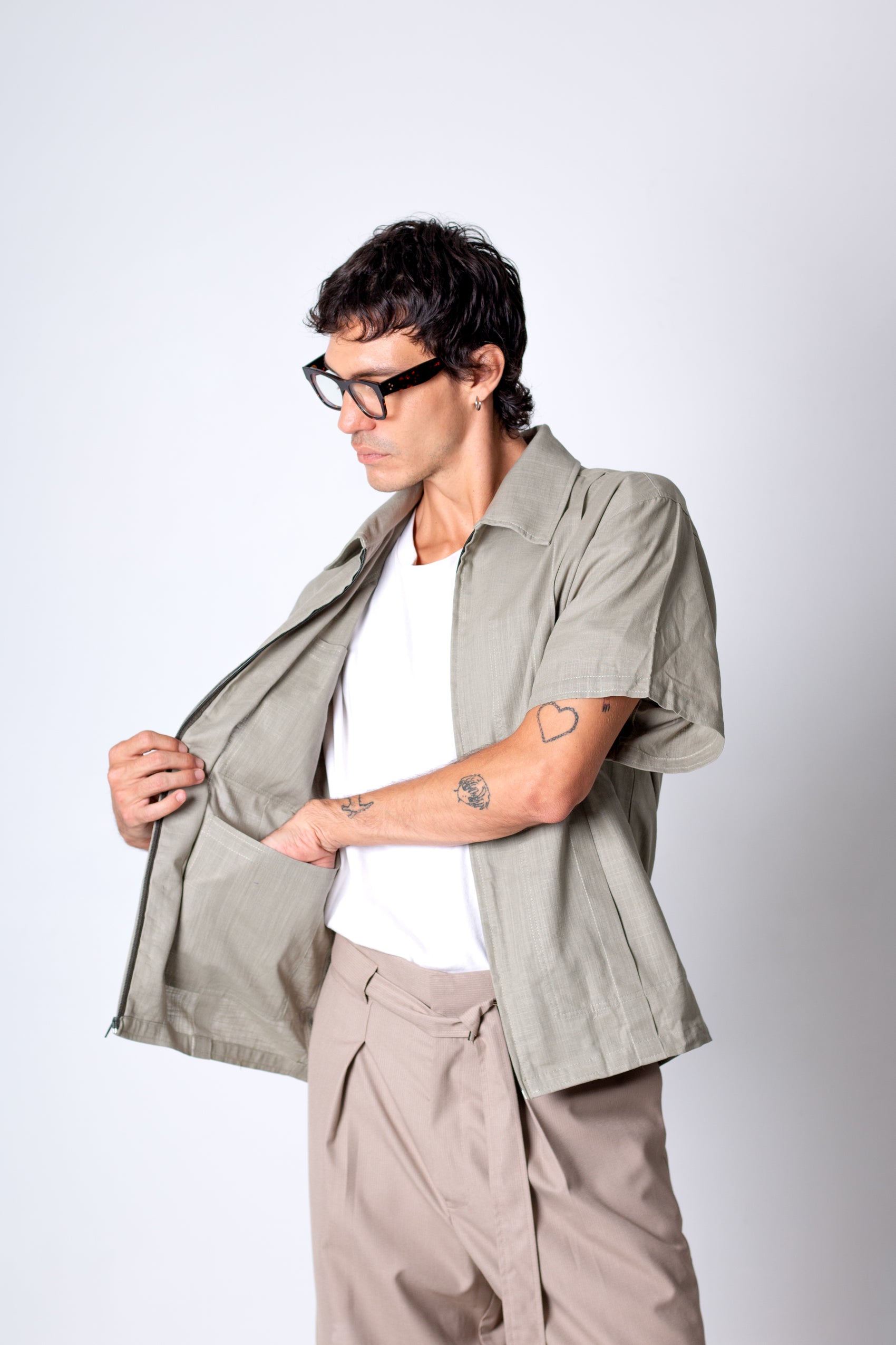 SOBRECAMISA BOLSOS INTERNOS